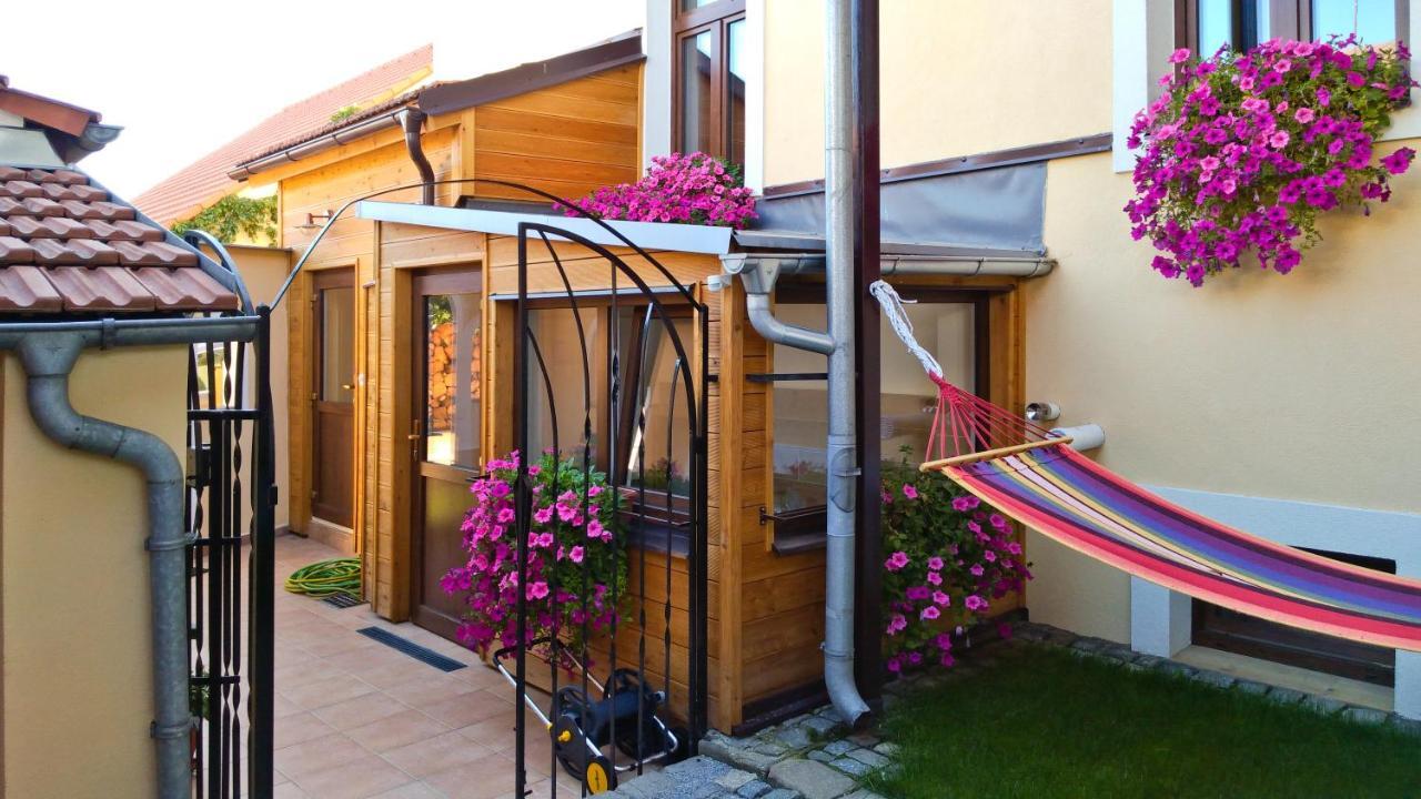 Romance Ubytovani Jindřichŭv Hradec Exterior foto