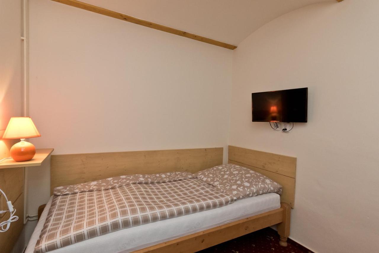 Romance Ubytovani Jindřichŭv Hradec Exterior foto